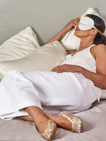 Get a good sleep the night before your wedding with Holistic Silk