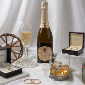 10 Great Ideas For Personalized Wedding Gifts For The Bride