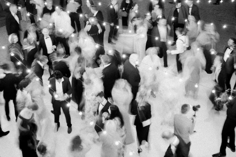 How to Ensure Your Wedding Photography Tells an Emotional Story