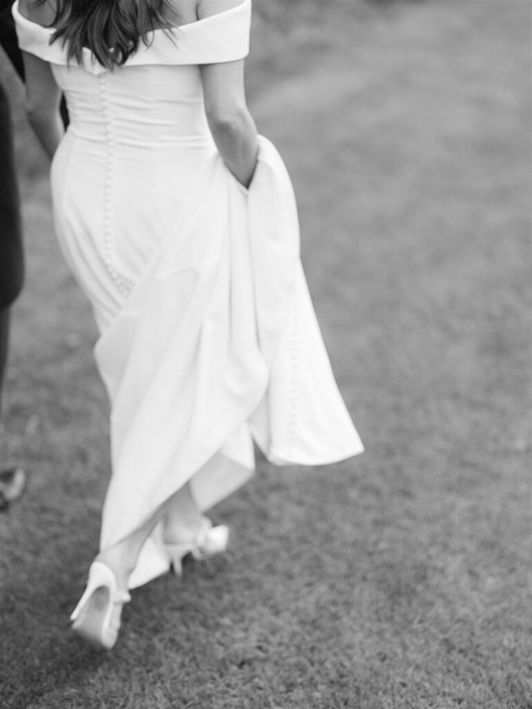 How to Ensure Your Wedding Photography Tells an Emotional Story
