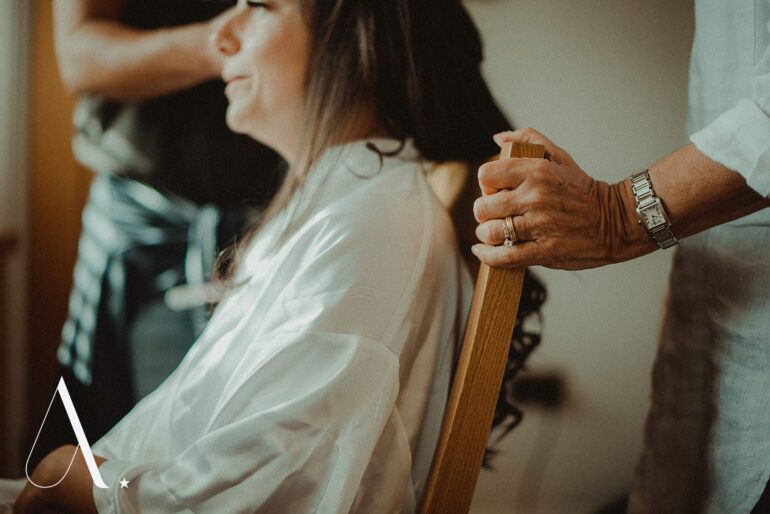 How to Ensure Your Wedding Photography Tells an Emotional Story
