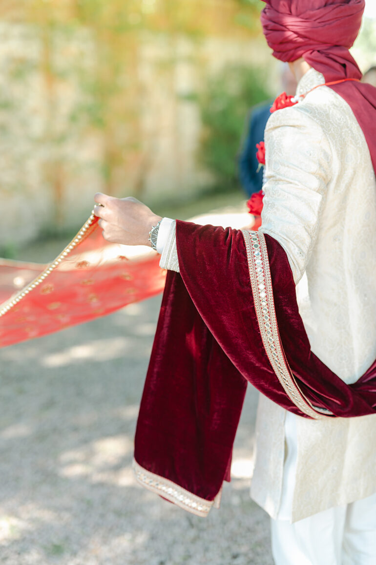 How to Ensure Your Wedding Photography Tells an Emotional Story