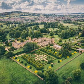 Top 10 UK Luxury Wedding Venues Outside London