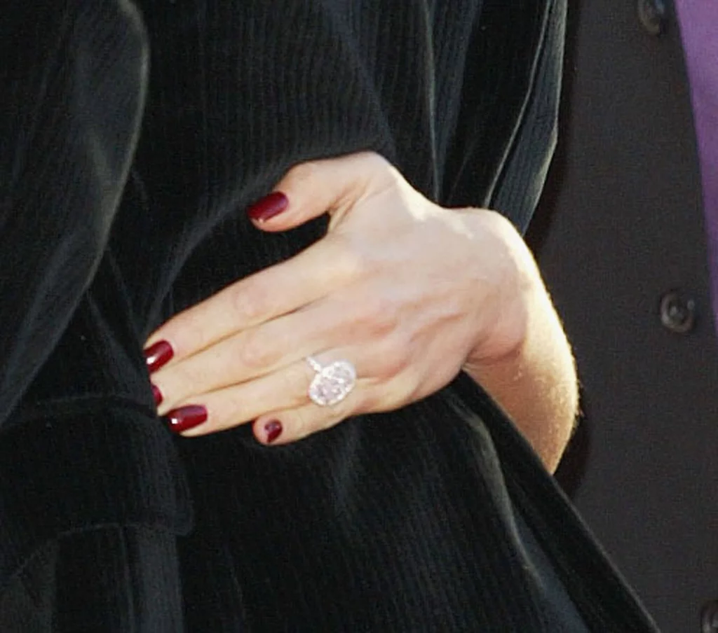 Victoria Beckham Had The Perfect Proposal Manicure For Her Enagagment Ring.