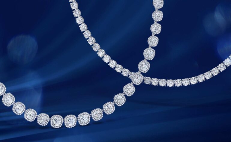De Beers: Symbolizing Love’s Eternal Bond in Weddings