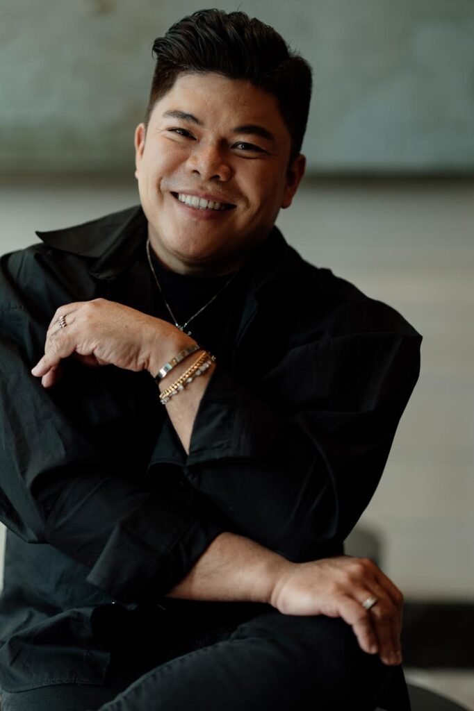 Insider Interviews: Teddy Manuel Insider Interviews: Teddy Manuel
