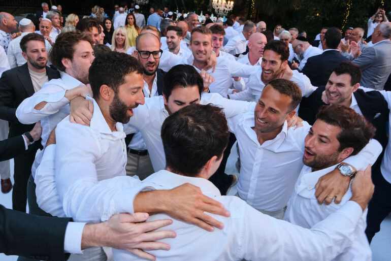 An Enchanted Lakeside Jewish Wedding at Villa Orlando, Torre del Lago, Italy