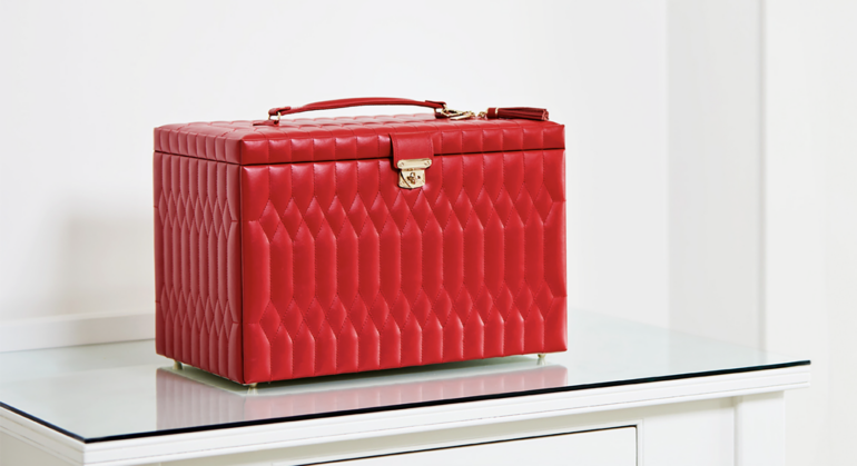 The perfect wedding gifts for brides, mother of the bride and bridal party