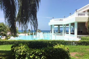 Top 10 Wedding Venues in Jamaica: A Luxury Paradise