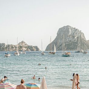 The 6 Best Travel Deals and Destinations for Honeymooners