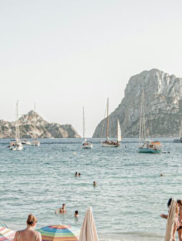The 6 Best Travel Deals and Destinations for Honeymooners