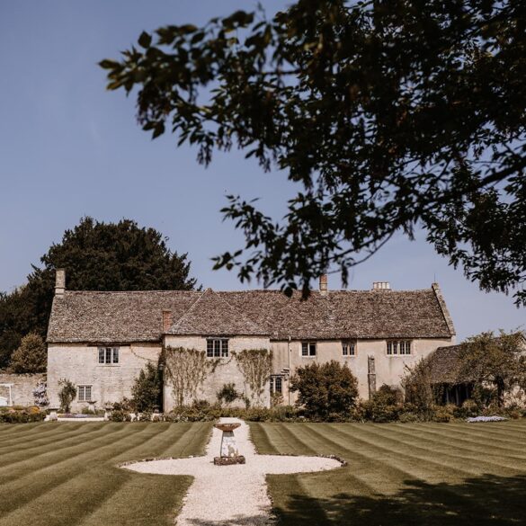 Enchanting Celebrations: Caswell House - Your Quintessential Cotswolds Wedding Venue