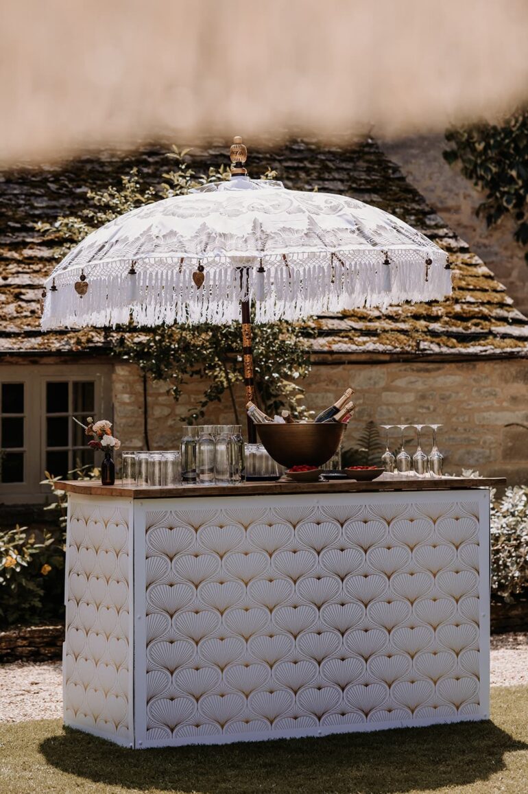 Enchanting Celebrations: Caswell House - Your Quintessential Cotswolds Wedding Venue