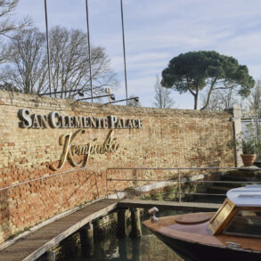 San Clemente Palace Kempinski entrance by water.