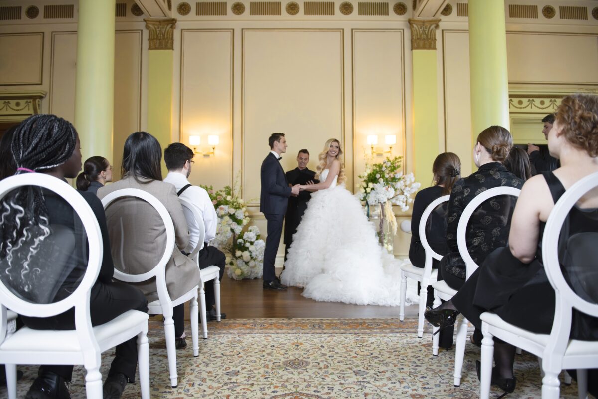 A Dreamy Fusion of Art and Elegance A Dreamy Fusion of Art and Elegance: A Birth of Venus-Inspired Wedding Photoshoot