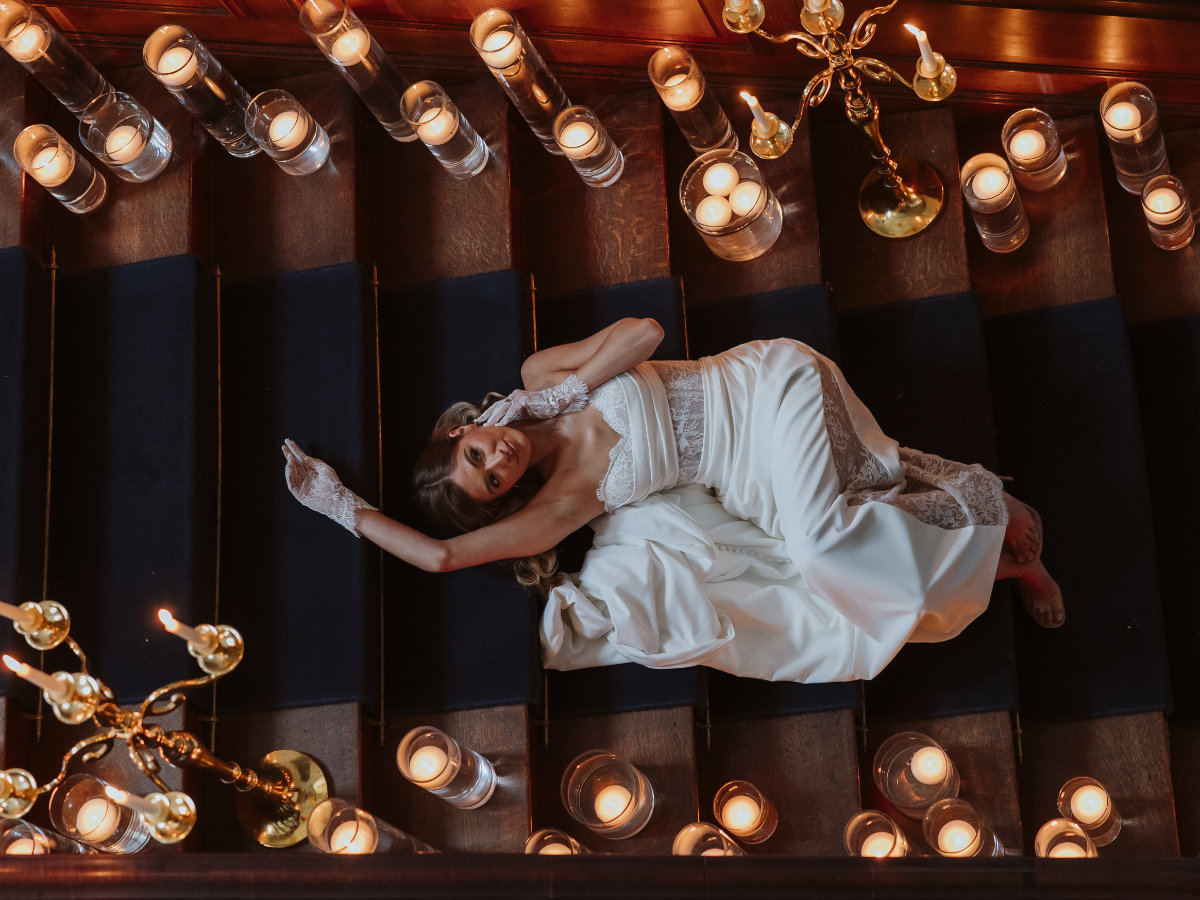 Set the Scene for Love: How Candlelight and Scent are Redefining Luxury Weddings Set the Scene for Love: How Candlelight and Scent are Redefining Luxury Weddings