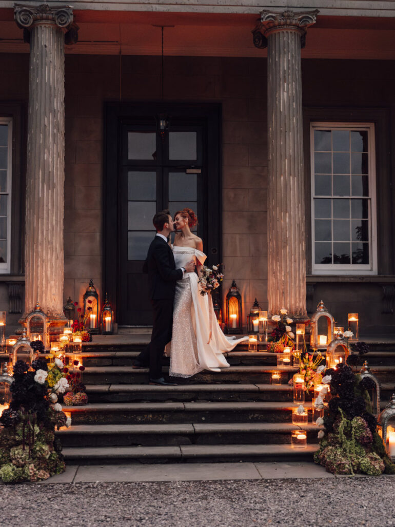 Set the Scene for Love: How Candlelight and Scent are Redefining Luxury Weddings