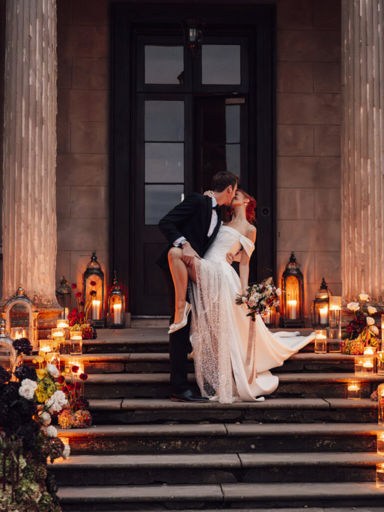 Set the Scene for Love: How Candlelight and Scent are Redefining Luxury Weddings