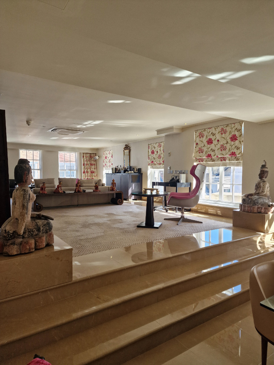 Hotel Review: The May Fair Hotel Hotel Review: The May Fair Hotel