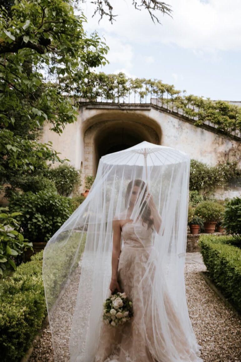 Florence Reverie: Garden Vows, Cold Martinis, and Golden Light