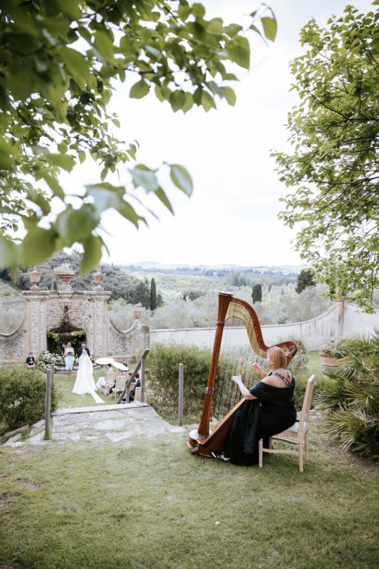 Florence Reverie: Garden Vows, Cold Martinis, and Golden Light