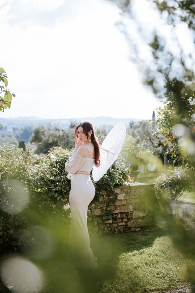 Florence Reverie: Garden Vows, Cold Martinis, and Golden Light