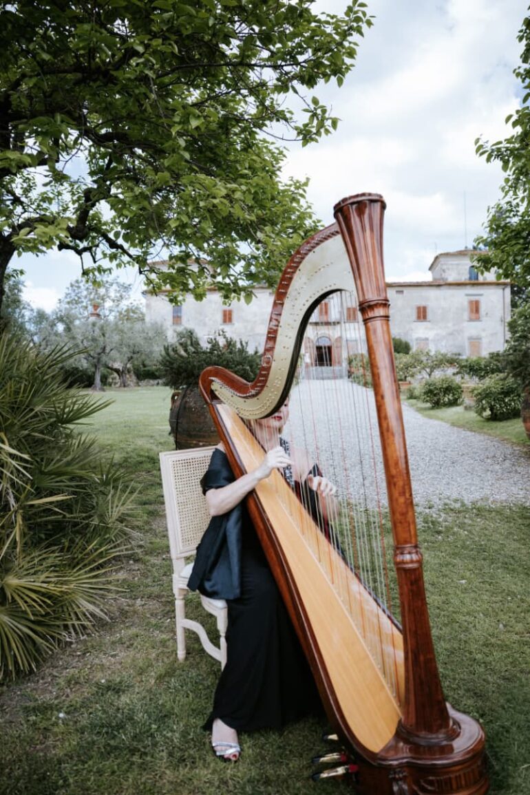 Florence Reverie: Garden Vows, Cold Martinis, and Golden Light