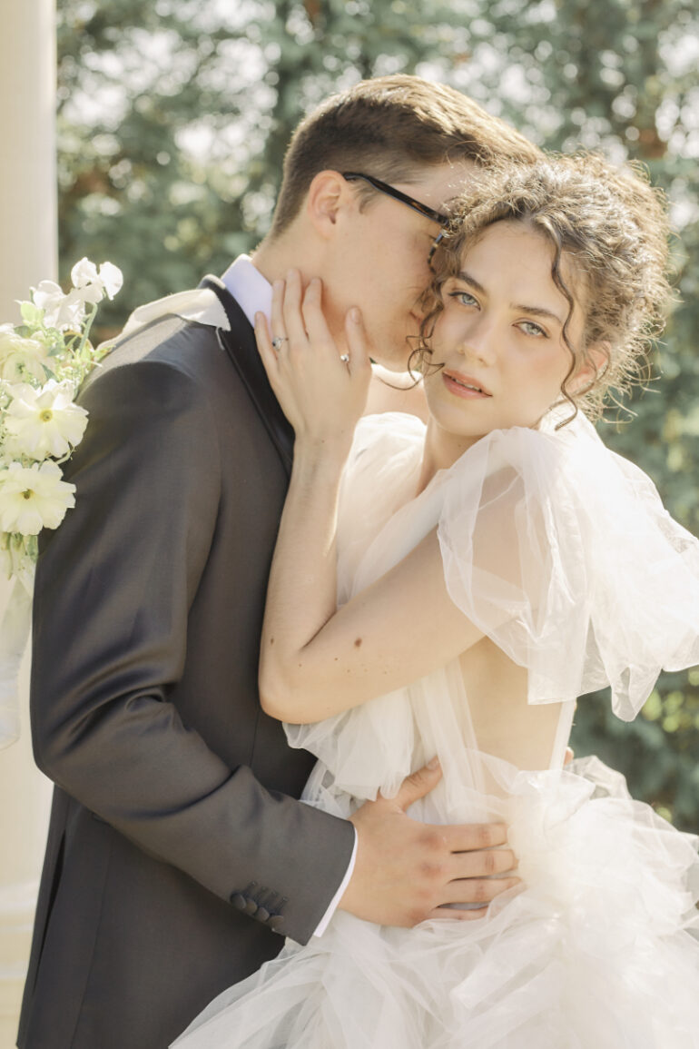 A Hidden Italy: Tuscan-Inspired Romance in the English Countryside