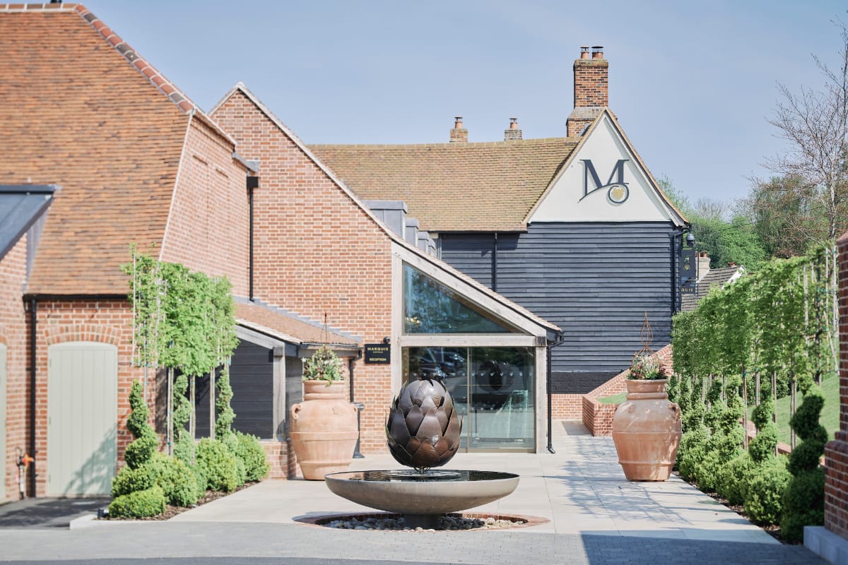 A Hidden Italy: Tuscan-Inspired Romance in the English Countryside