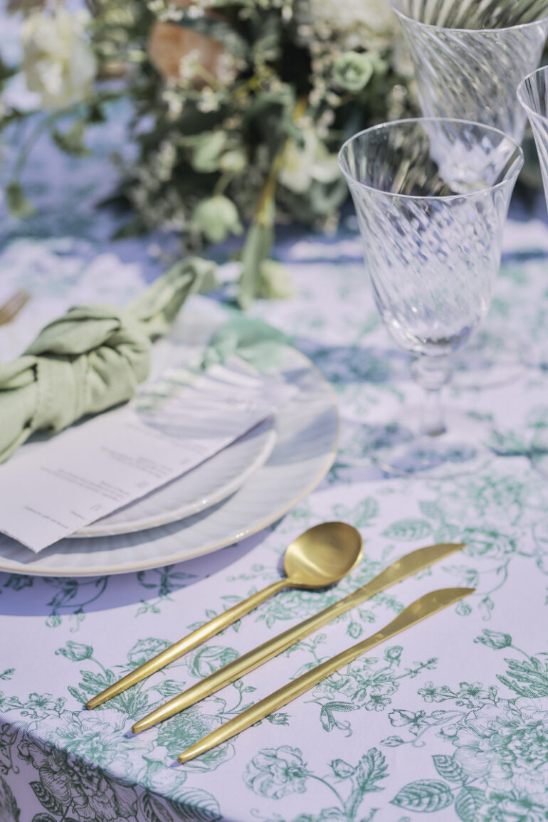 A Hidden Italy: Tuscan-Inspired Romance in the English Countryside