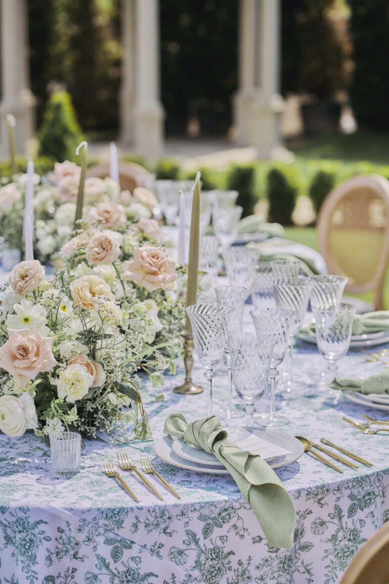 A Hidden Italy: Tuscan-Inspired Romance in the English Countryside