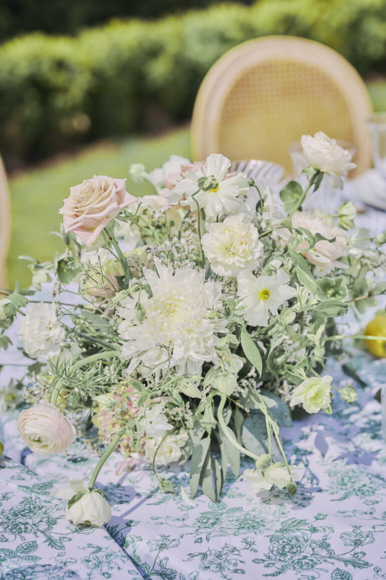 A Hidden Italy: Tuscan-Inspired Romance in the English Countryside