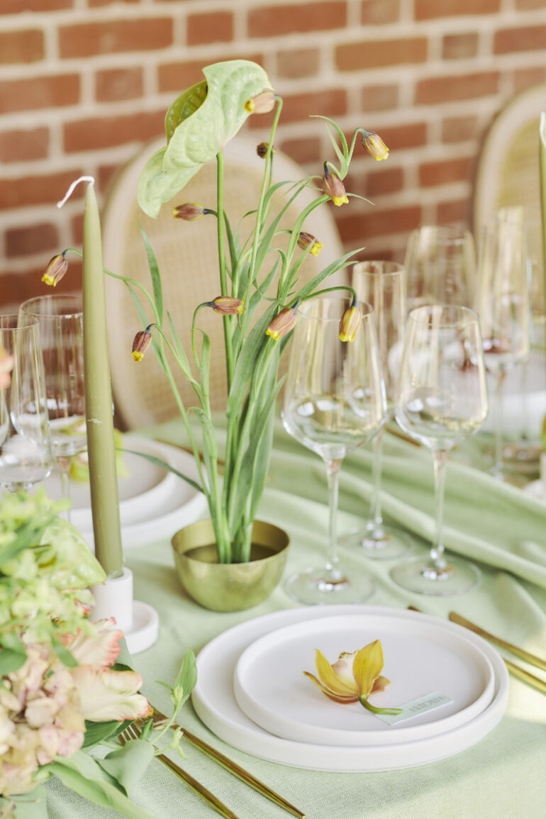 A Hidden Italy: Tuscan-Inspired Romance in the English Countryside