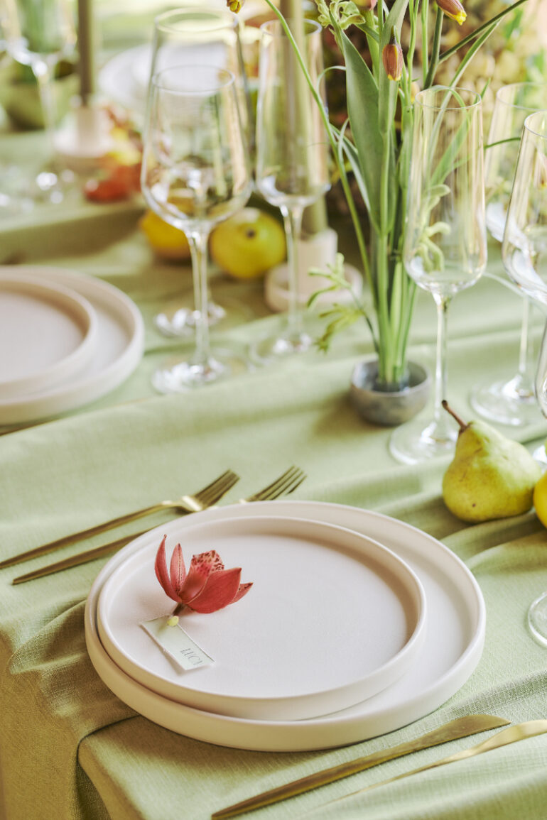 A Hidden Italy: Tuscan-Inspired Romance in the English Countryside