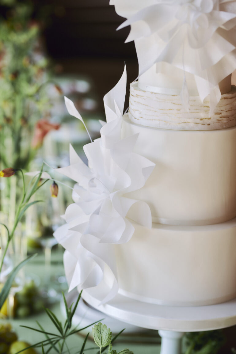 A Hidden Italy: Tuscan-Inspired Romance in the English Countryside