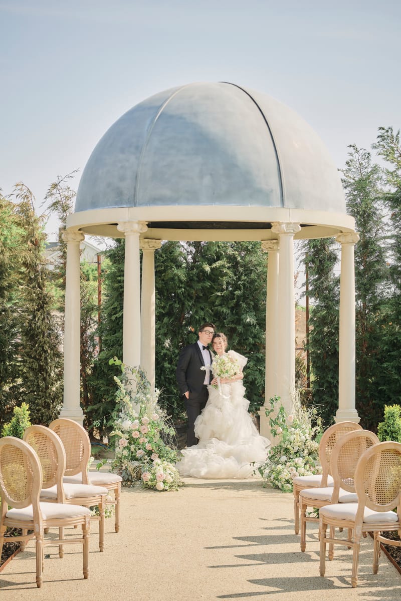 A Hidden Italy: Tuscan-Inspired Romance in the English Countryside