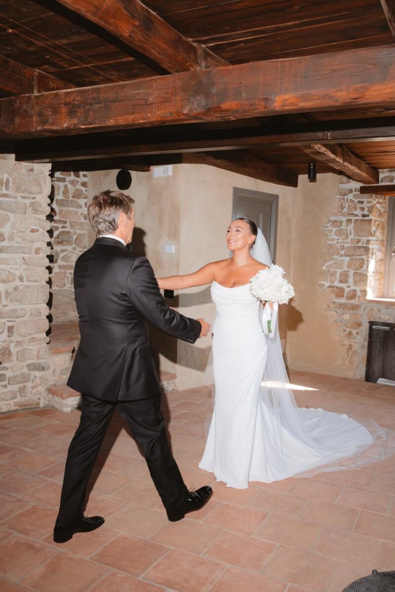 Elea Taylor and Shilo Miller Wed in Campania’s Castello di Roccacilento