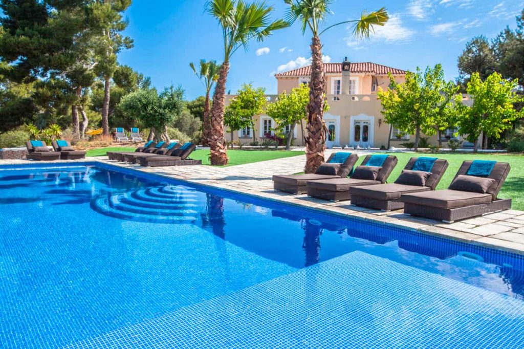 Spanish Serenade: Crafting Your Dream Luxury Wedding in Catalonia