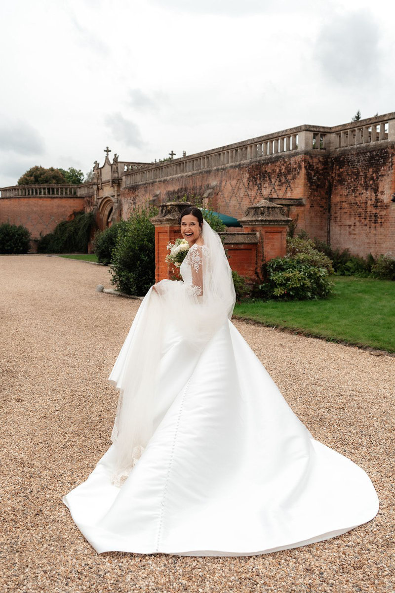 Beatrice Espinosa Bridal Joins 5 Star Weddings Beyond the Veil: Beatrice Espinosa Bridal Joins the Ranks of 5 Star Weddings
