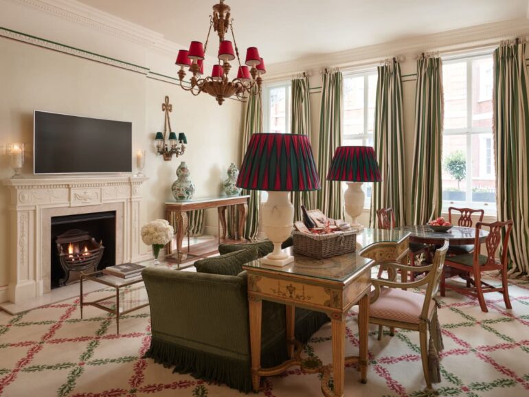 The Kensington Palace Residence Lounge