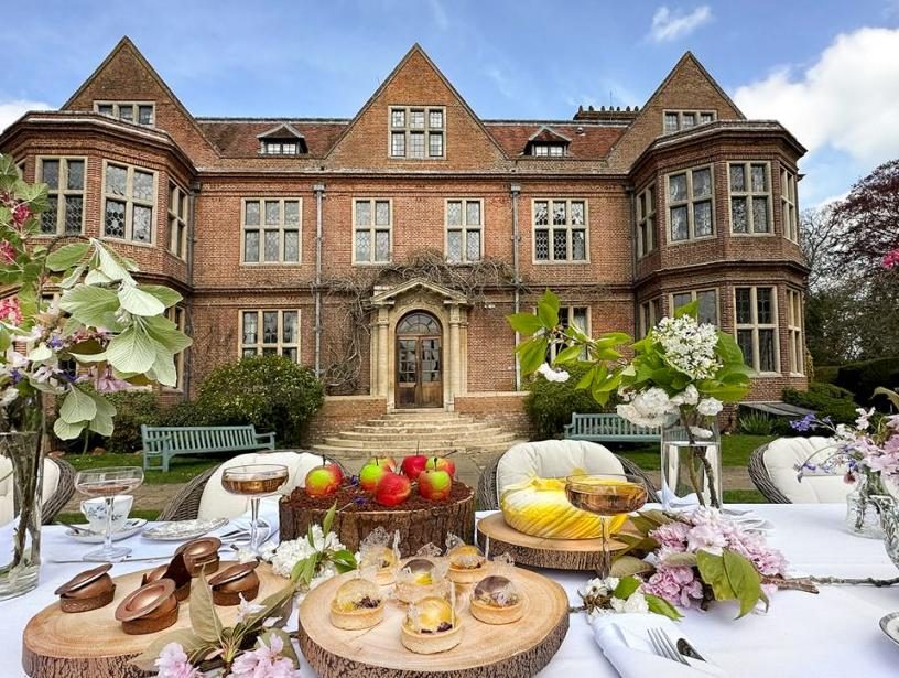 The Ultimate Guide to Weddings at Horwood House, Buckinghamshire