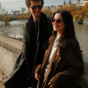 Paris, A Couple in Motion - Giuseppe Suma