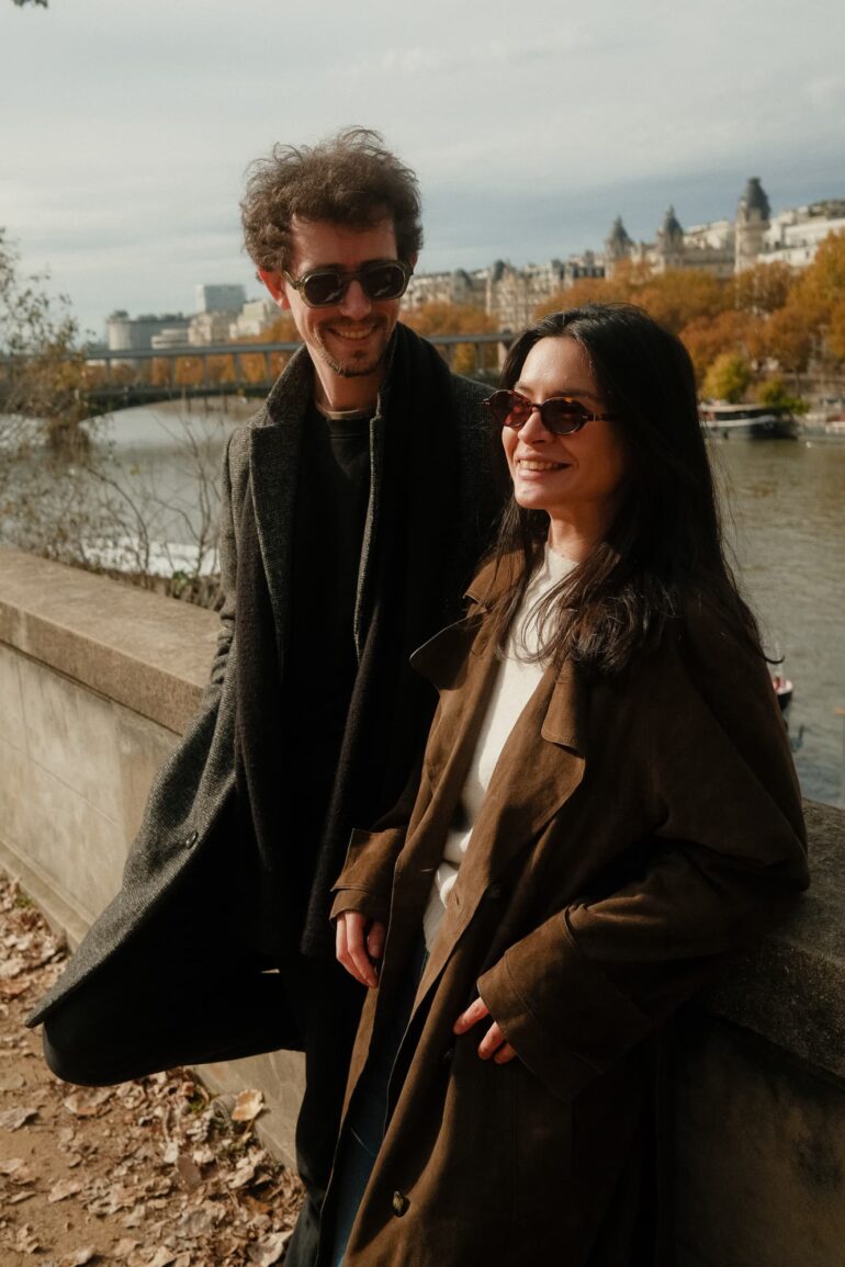 Paris, A Couple in Motion - Giuseppe Suma