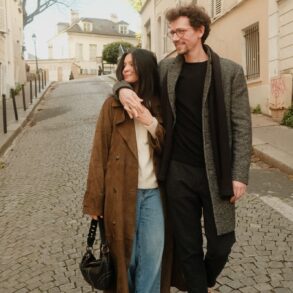 Paris, A Couple in Motion - Giuseppe Suma
