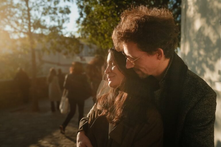 Paris, A Couple in Motion - Giuseppe Suma