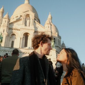 Paris, A Couple in Motion - Giuseppe Suma