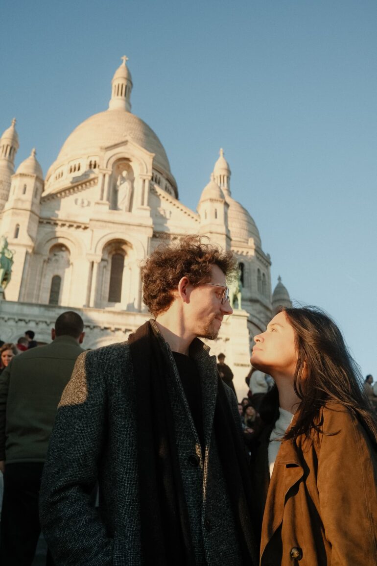 Paris, A Couple in Motion - Giuseppe Suma