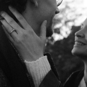 Paris, A Couple in Motion - Giuseppe Suma