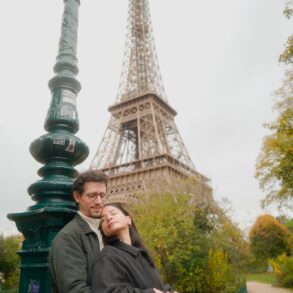 Paris, A Couple in Motion - Giuseppe Suma