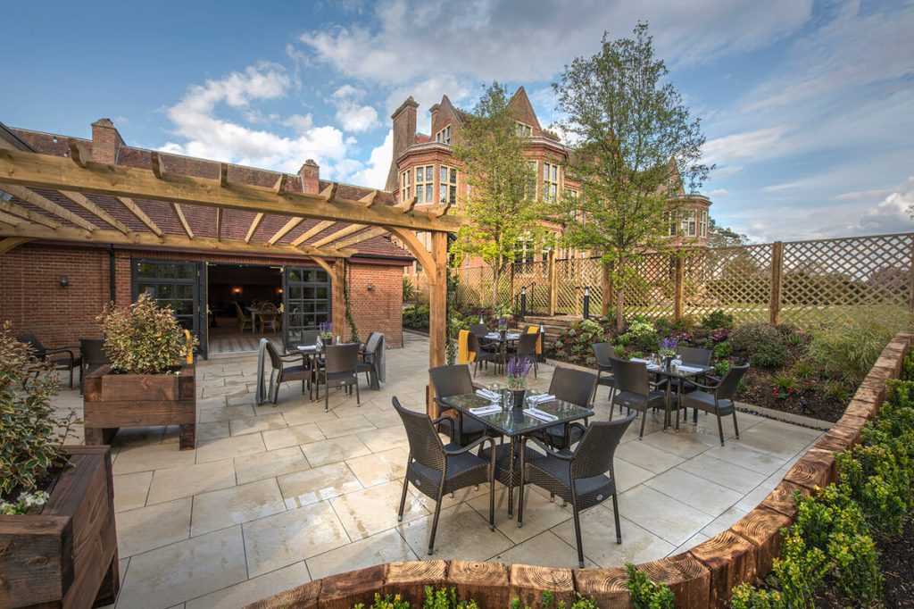 The Ultimate Guide to Weddings at Horwood House, Buckinghamshire
